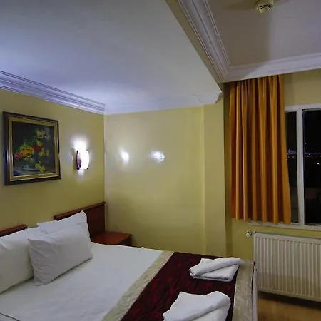 Kafkas Hotel Istanboel