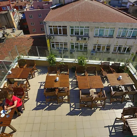 Kafkas Hotel Istanboel