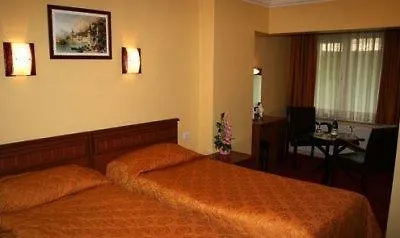 Kafkas Hotel 3*