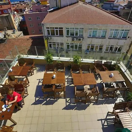 Hotel Kafkas 3*
